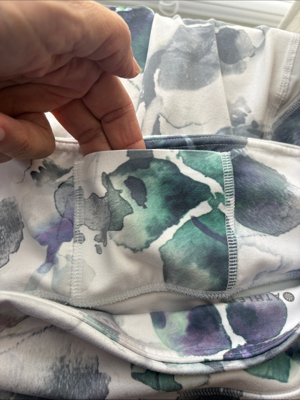 Athleta Mudra Floral Watercolor 7/8 Tight Leggings Size Medium - Picture 10 of 12